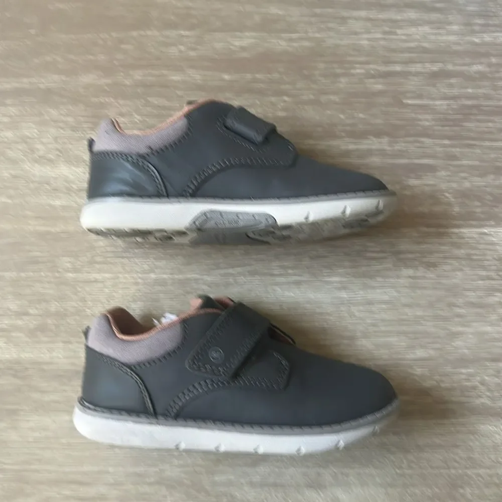 Stride rite Little Boy SRTech Griffin Grey 9 months NWT‎ in packaging